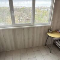 Продаж квартири Харків, ХТЗ, Рогань, 40м²