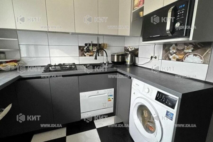 Продаж квартири Харків, ХТЗ, Рогань, 44.8м²