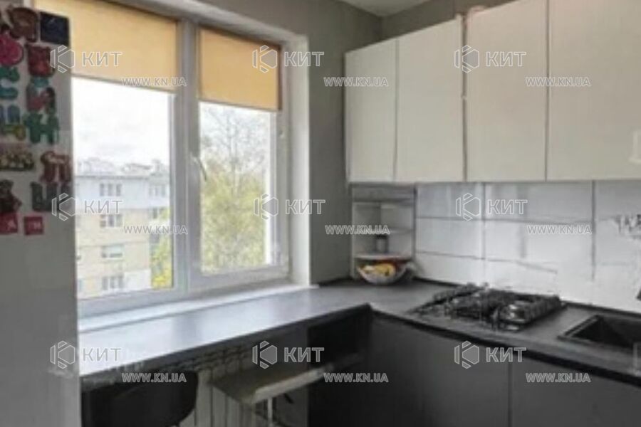Продаж квартири Харків, ХТЗ, Рогань, 44.8м²