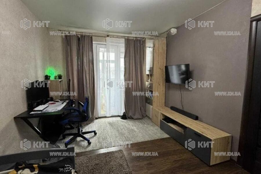 Продаж квартири Харків, ХТЗ, Рогань, 44.8м²
