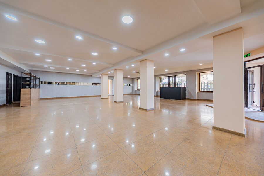 Продаж офісу Харків, Московський, 450м²