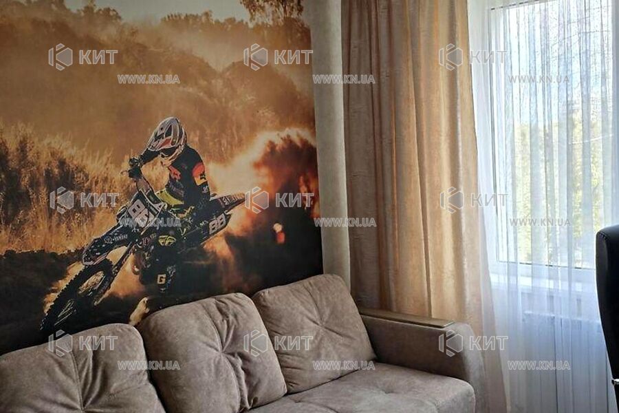 Продаж квартири Харків, ХТЗ, Рогань, 64.3м²