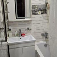 Продаж квартири Харків, ХТЗ, Рогань, 64.3м²
