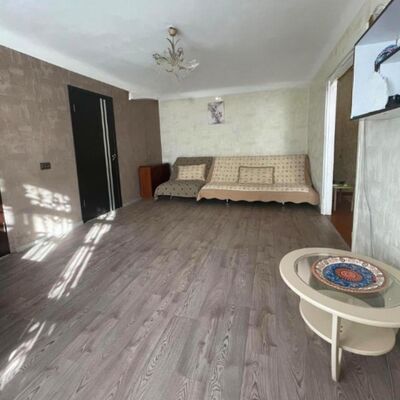 Продажа 	 Харків,  Юр'єва бульв.   11
