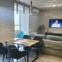 Продаж квартири Харків, ХТЗ, Рогань, 84м²