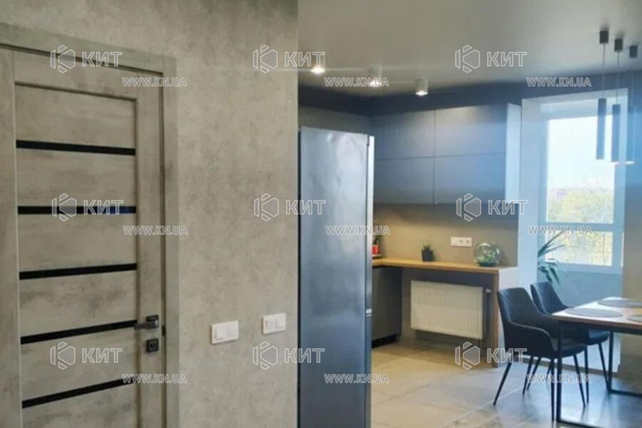 Продаж квартири Харків, ХТЗ, Рогань, 84м²