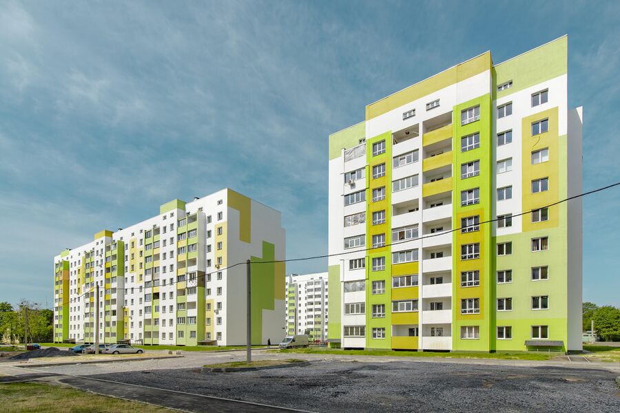 Продаж квартири Харків, ХТЗ, Рогань, 45м²
