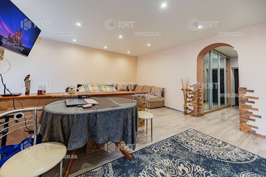 Продажа квартиры Харьков, Спортивная, Гагарина, Защитников, 48м²