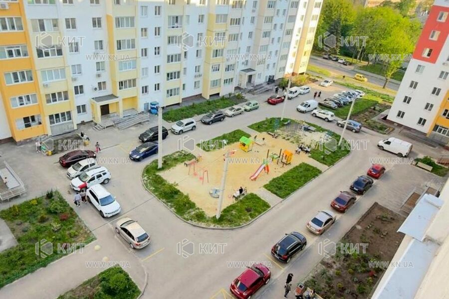 Продажа квартиры Харьков, ХТЗ, Рогань, 35м²