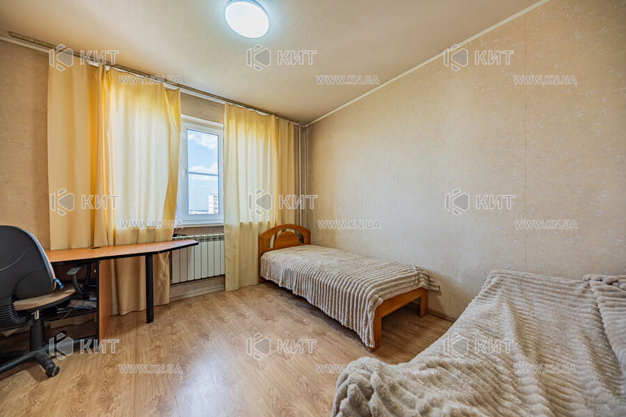 Продажа квартиры Харьков, Спортивная, Гагарина, Защитников, 69.2м²