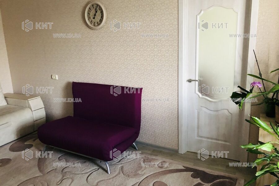 Продаж квартири Харків, ХТЗ, Рогань, 46.7м²