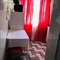 Продаж квартири Харків, ХТЗ, Рогань, 46.7м²