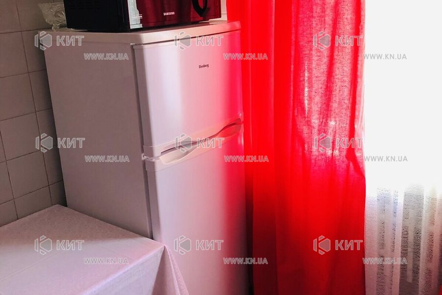 Продаж квартири Харків, ХТЗ, Рогань, 46.7м²