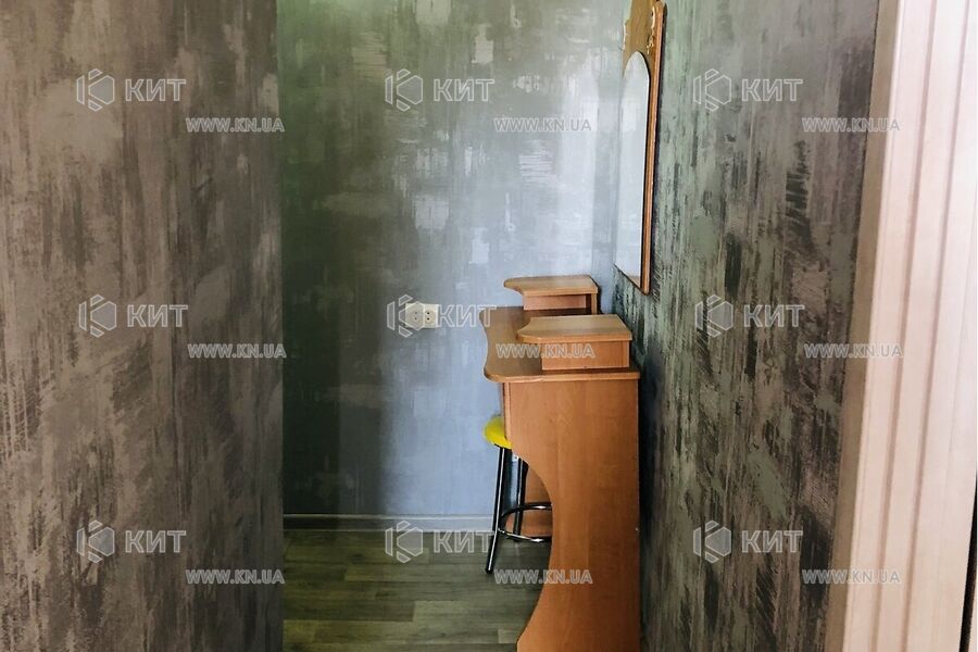 Продаж квартири Харків, ХТЗ, Рогань, 46.7м²