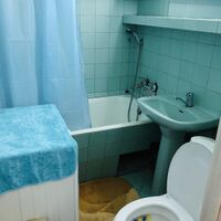 Продаж квартири Харків, ХТЗ, Рогань, 46.7м²