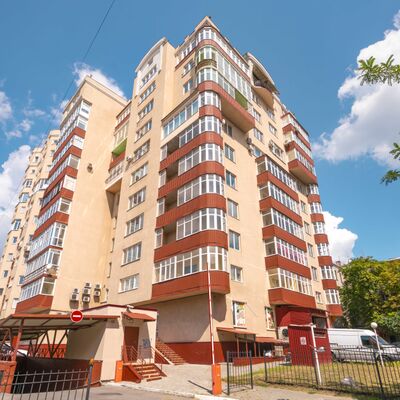 Продажа 	 Харків,  Ярослава Мудрого (Петровського) вул.   30а
