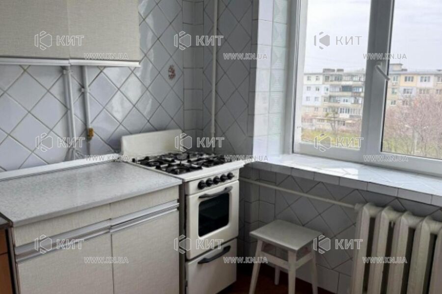 Продаж квартири Харків, ХТЗ, Рогань, 50м²