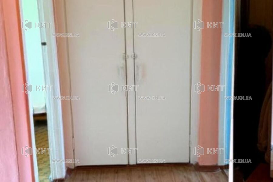 Продаж квартири Харків, ХТЗ, Рогань, 50м²