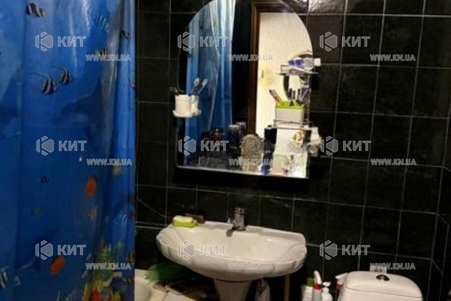 Продаж квартири Харків, ХТЗ, Рогань, 40м²