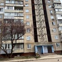 Продаж квартири Харків, ХТЗ, Рогань, 40м²