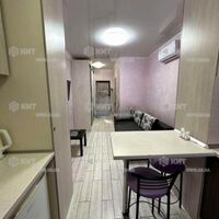 Продаж квартири Харків, Салтівка(Бараб.,Україна), 20м²