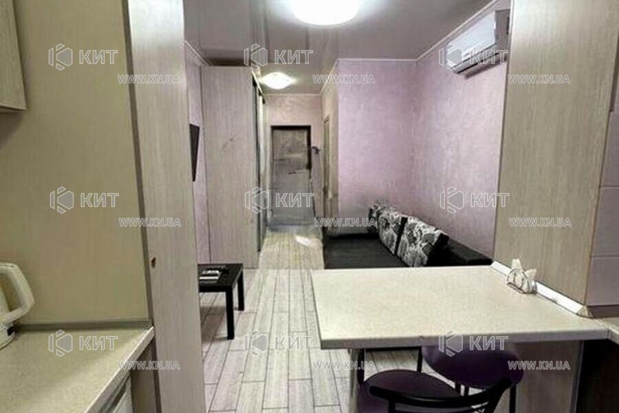 Продаж квартири Харків, Салтівка(Бараб.,Україна), 20м²