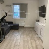 Продаж квартири Харків, ХТЗ, Рогань, 40м²