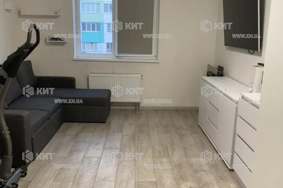 Продаж квартири Харків, ХТЗ, Рогань, 40м²