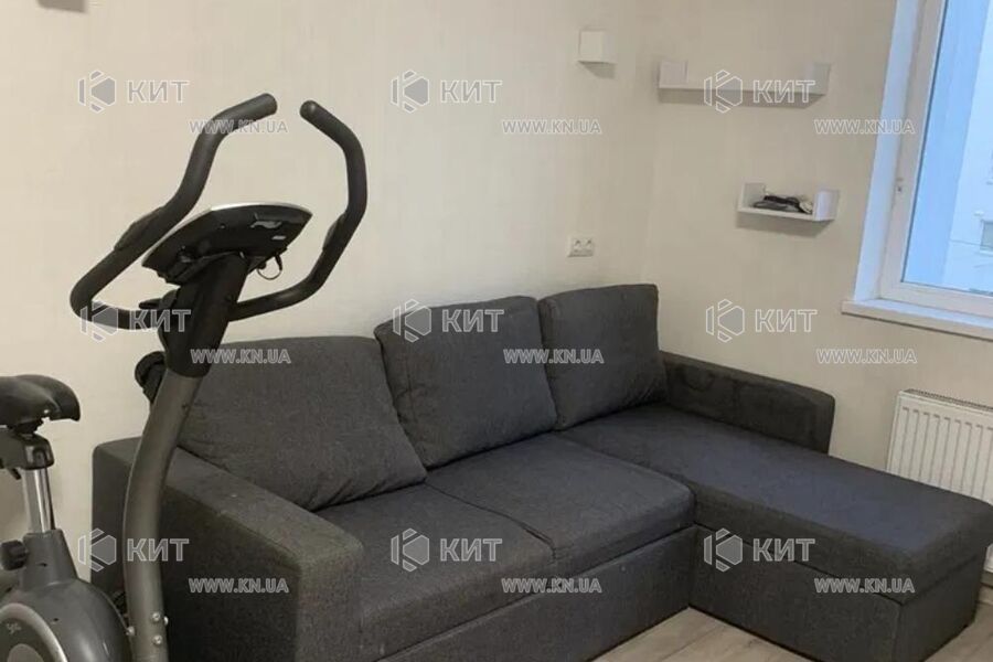 Продаж квартири Харків, ХТЗ, Рогань, 40м²