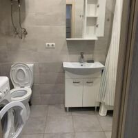 Продаж квартири Харків, ХТЗ, Рогань, 40м²