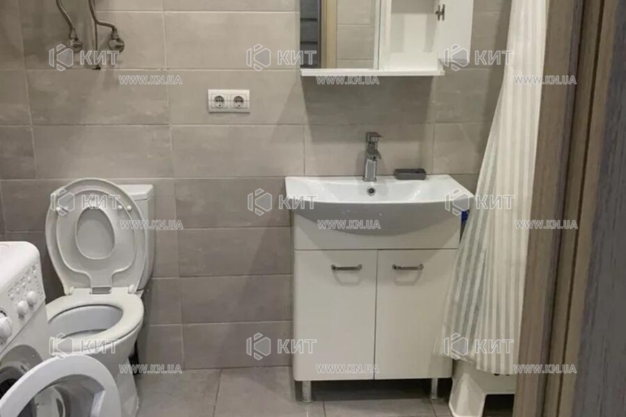 Продаж квартири Харків, ХТЗ, Рогань, 40м²