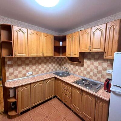 Продажа 	 Харків,  Аерокосмічний (Гагаріна) пр.   177