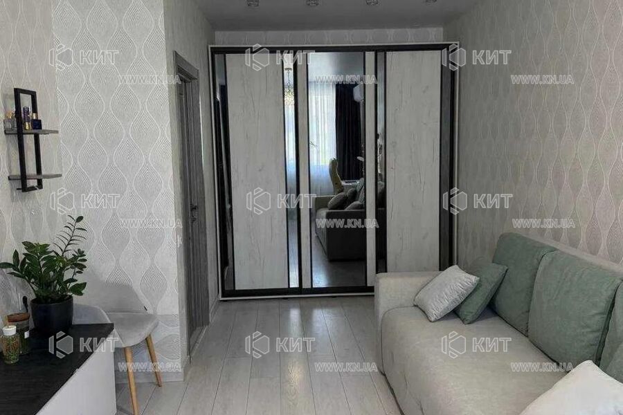 Продажа квартиры Харьков, ХТЗ, Рогань, 39м²