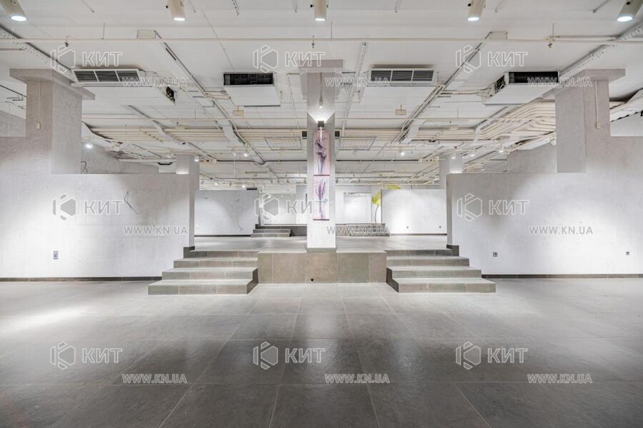 Aренда магазина Харьков, Центр, 550м²
