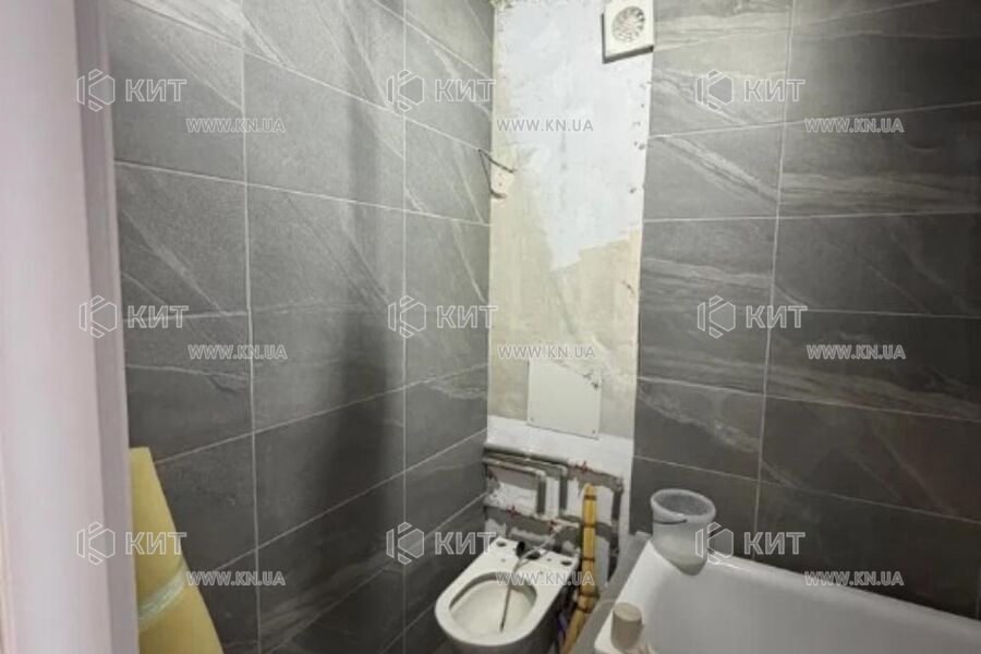 Продажа квартиры Харьков, ХТЗ, Рогань, 40м²