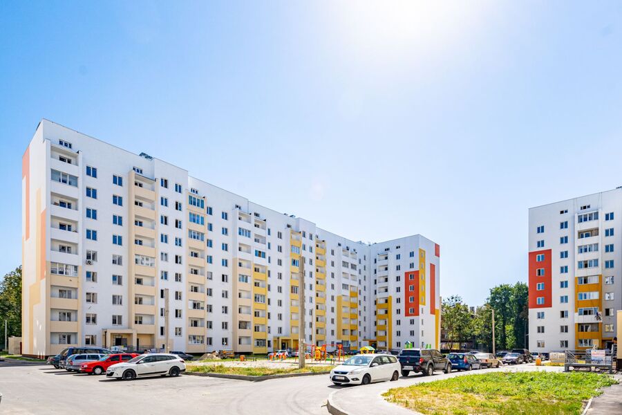 Продаж квартири Харків, ХТЗ, Рогань, 74м²