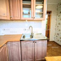 Продаж квартири Харків, ХТЗ, Рогань, 33м²