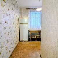 Продаж квартири Харків, ХТЗ, Рогань, 33м²