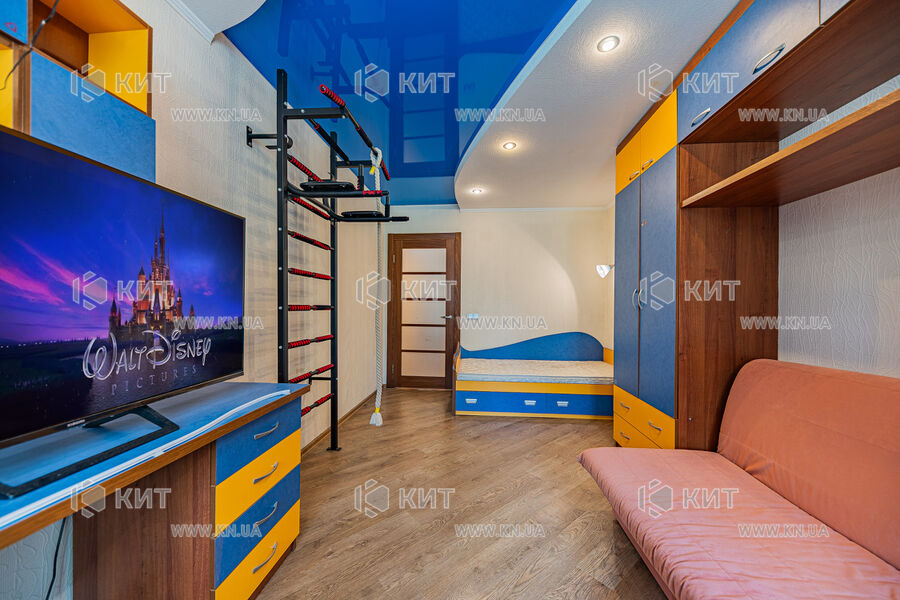 Продажа квартиры Харьков, Спортивная, Гагарина, Защитников, 64м²