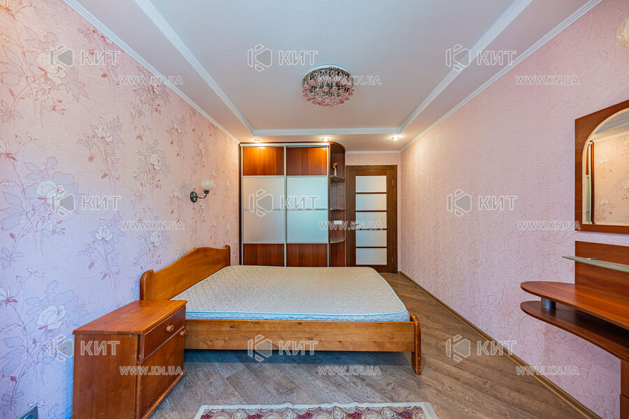 Продажа квартиры Харьков, Спортивная, Гагарина, Защитников, 64м²