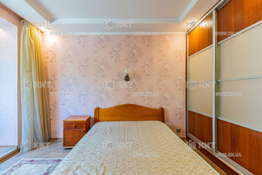 Продажа квартиры Харьков, Спортивная, Гагарина, Защитников, 64м²