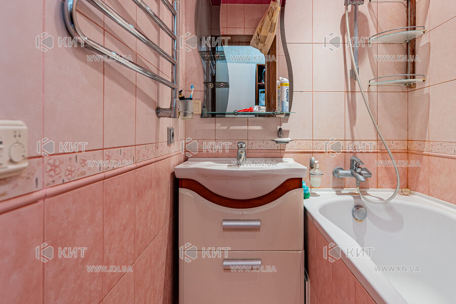 Продажа квартиры Харьков, Спортивная, Гагарина, Защитников, 64м²