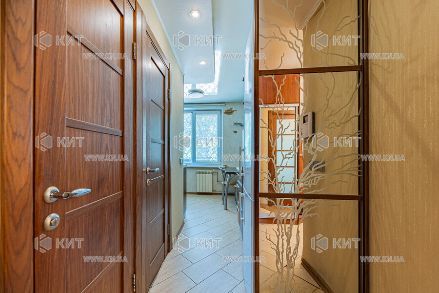 Продажа квартиры Харьков, Спортивная, Гагарина, Защитников, 64м²