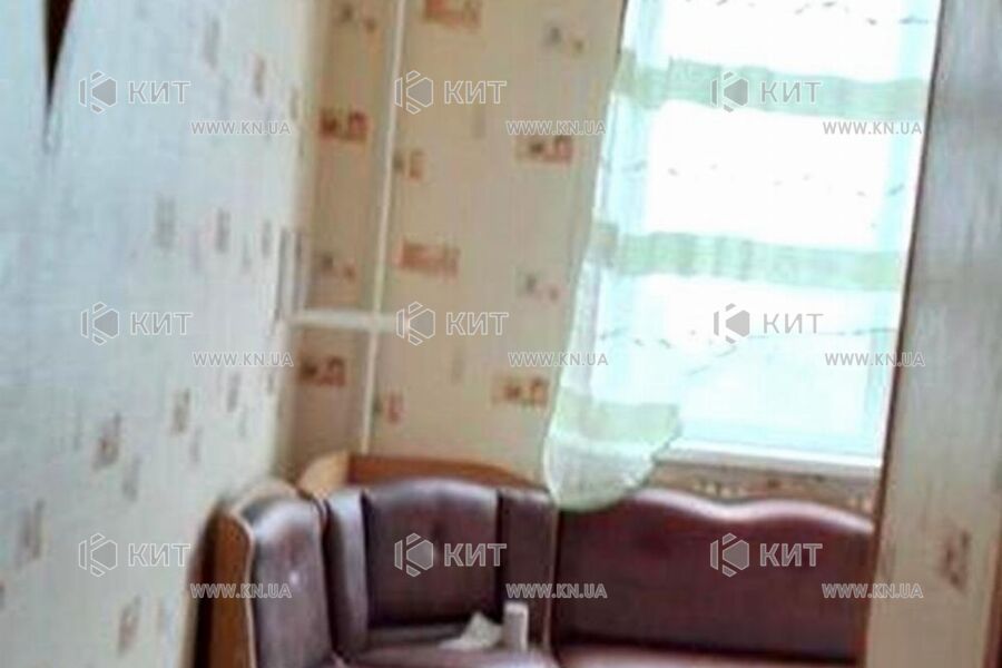 Продаж квартири Харків, ХТЗ, Рогань, 33м²
