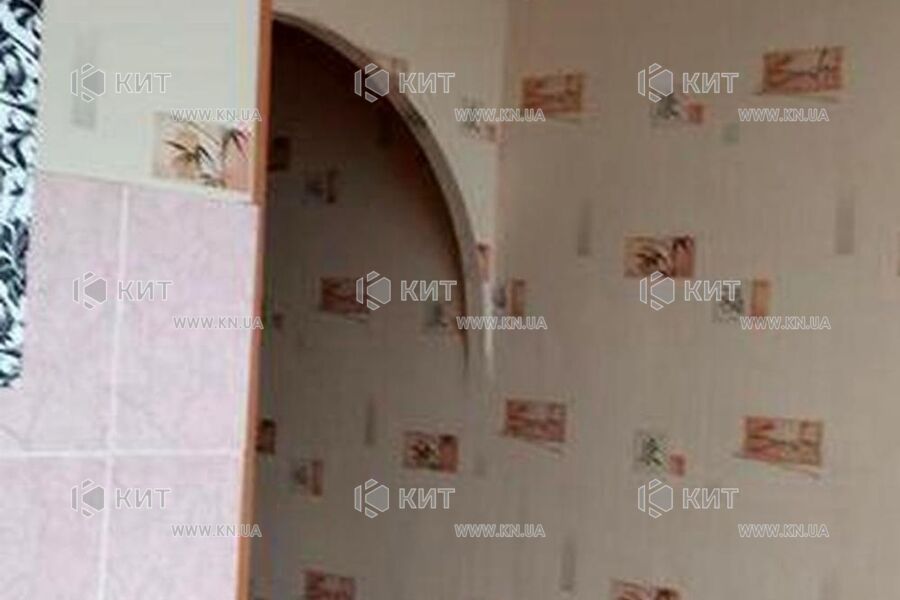 Продаж квартири Харків, ХТЗ, Рогань, 33м²