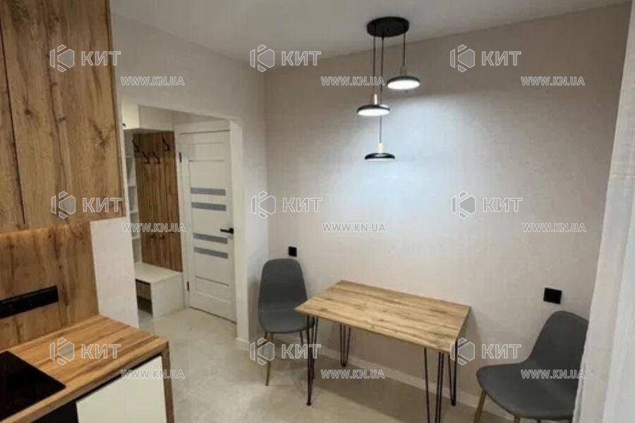 Продаж квартири Харків, ХТЗ, Рогань, 37м²