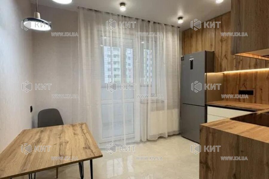 Продаж квартири Харків, ХТЗ, Рогань, 37м²