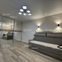 Продаж квартири Харків, ХТЗ, Рогань, 37м²