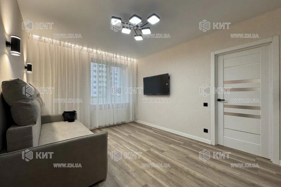 Продаж квартири Харків, ХТЗ, Рогань, 37м²