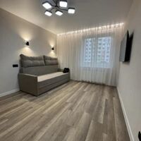 Продаж квартири Харків, ХТЗ, Рогань, 37м²